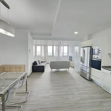 Luxury Port View R31 Appartement *